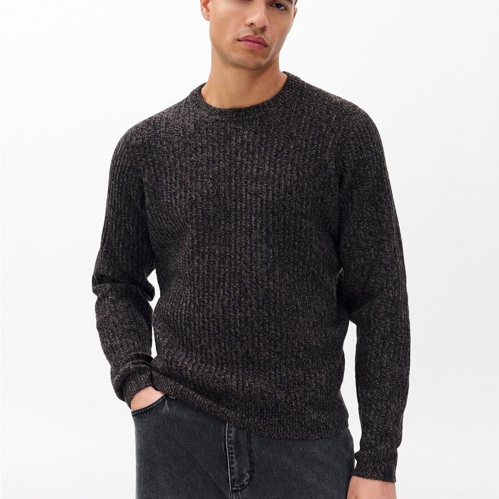 Y2K Abercrombie & Fitch Men's Dark Gray Crewneck Sweater - Picture 2 of 9
